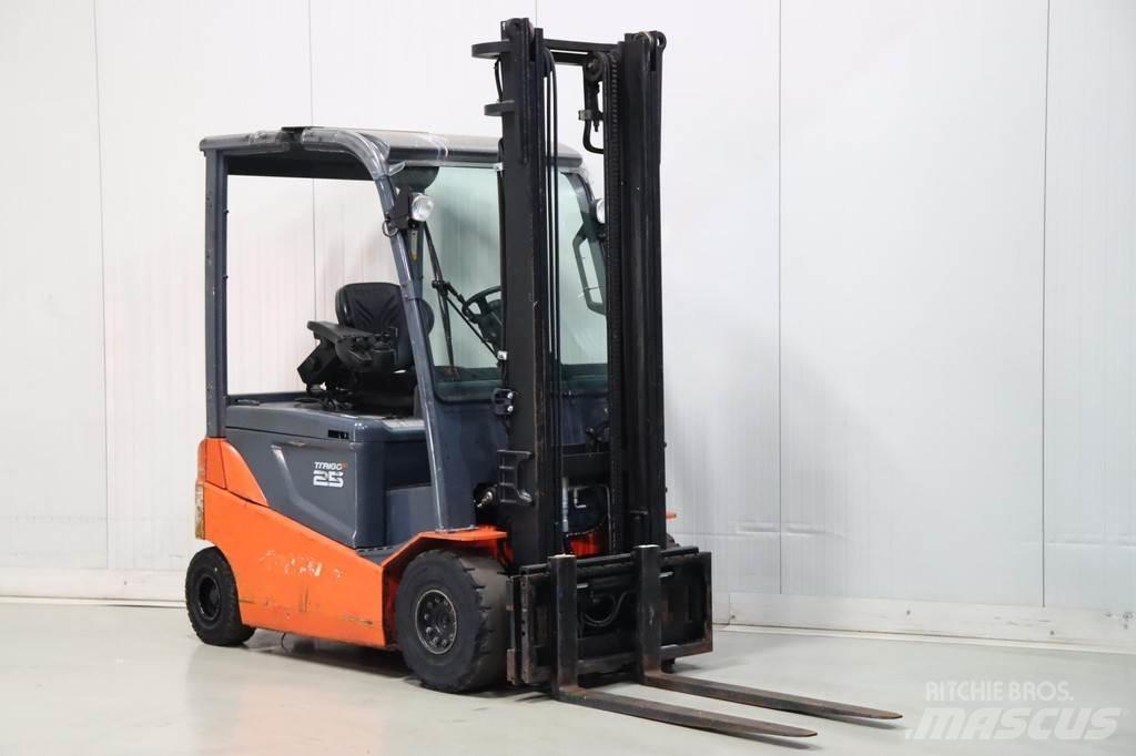 Toyota 8FBMKT25 El gaffeltrucks