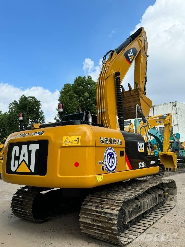 CAT 320 D Midi-gravemaskiner 7t - 12t