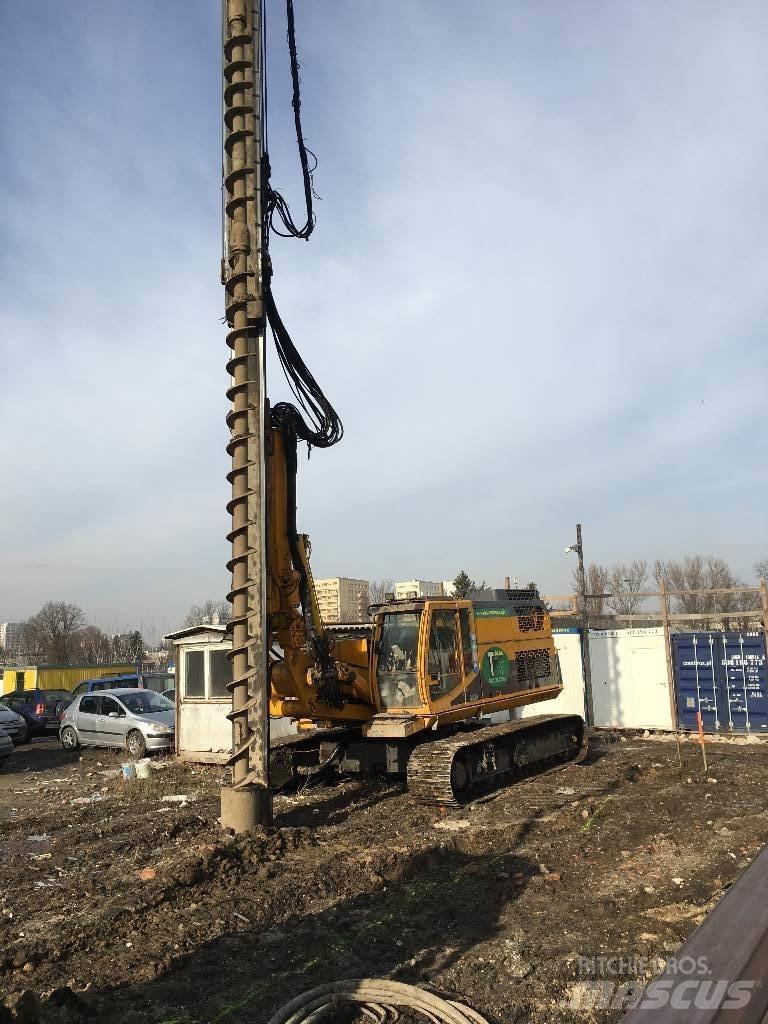 Bauer RTG 16 T Hydrauliske vibratorer