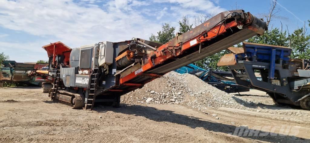 Sandvik QJ 341 Mobile knusere