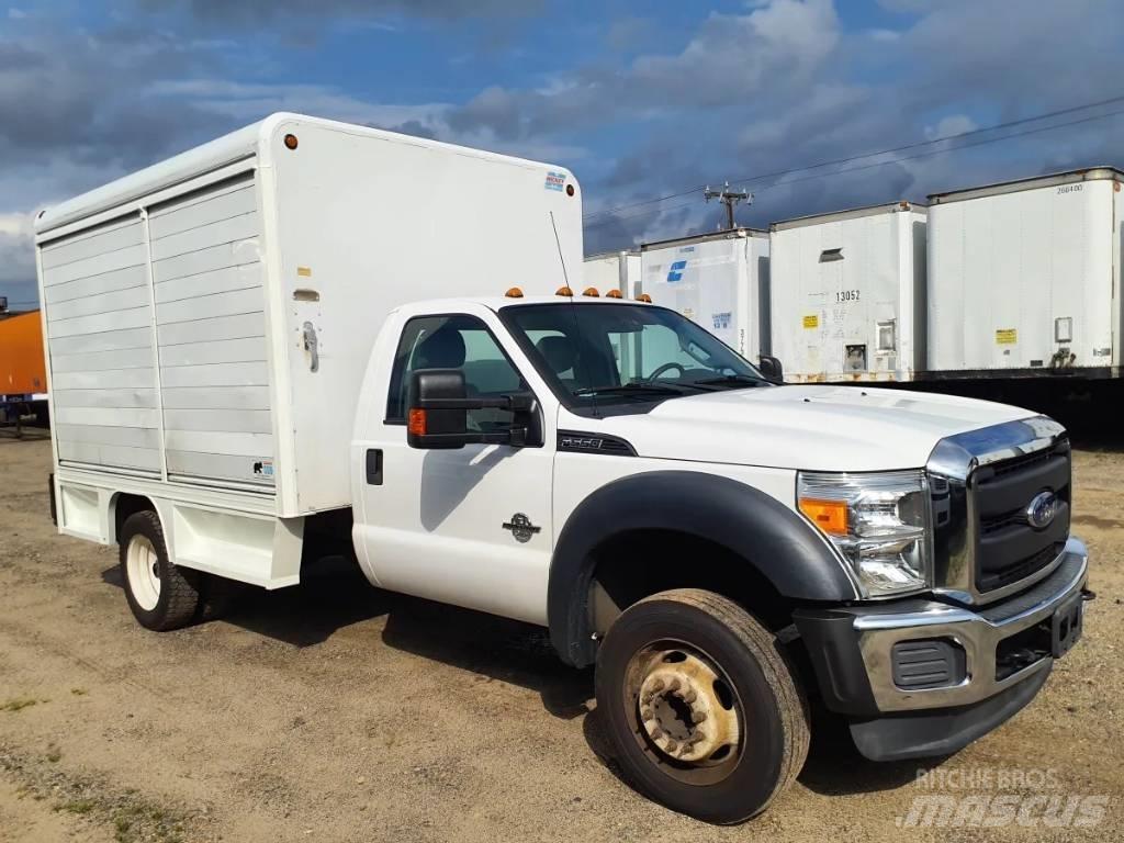 Ford F 550 Lastbiler til transport af drikkevarer