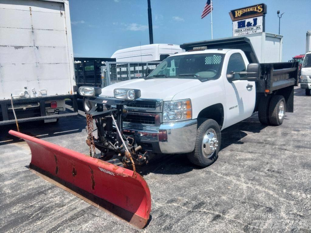 Chevrolet 3500 HD Lastbiler med tip