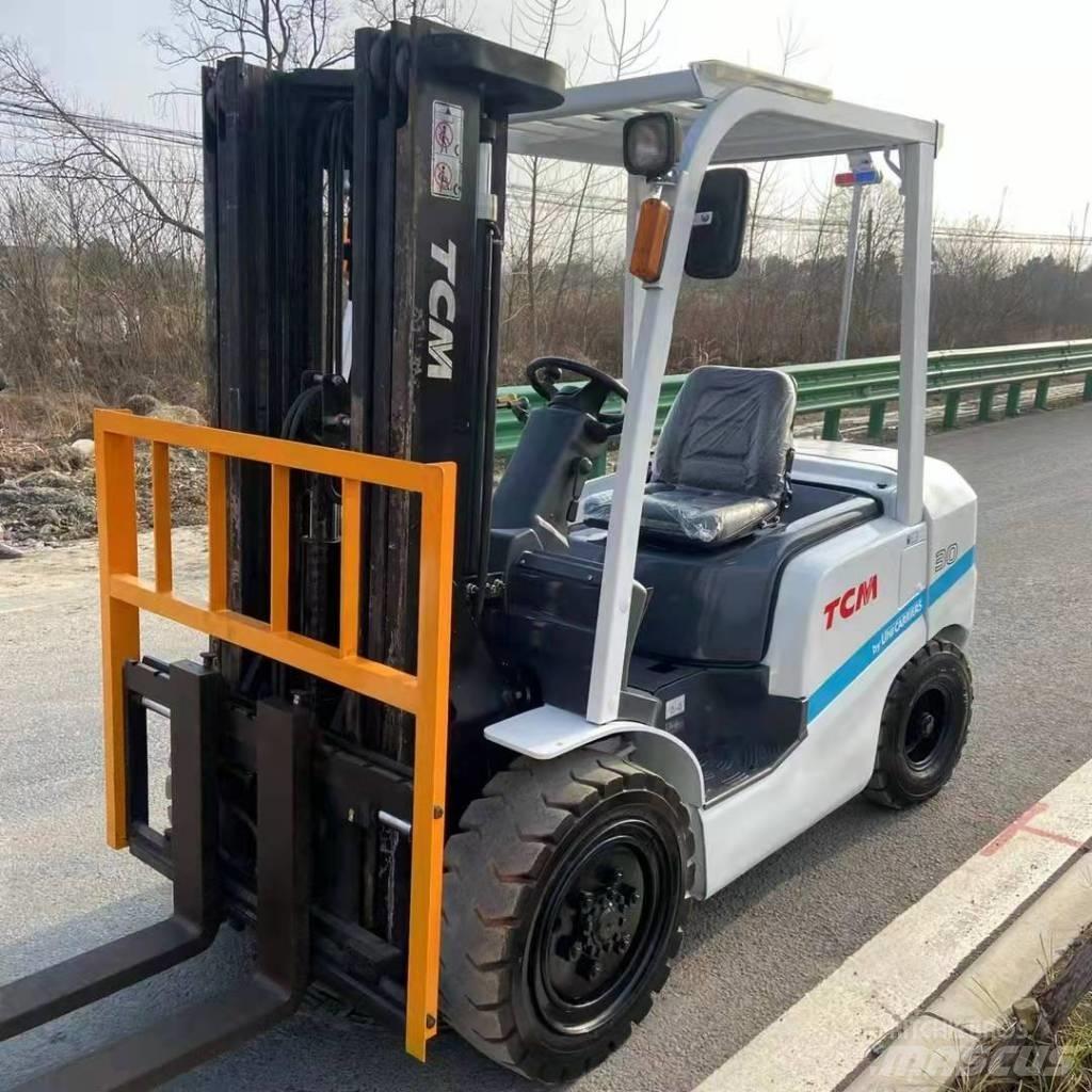 TCM FD30 Diesel gaffeltrucks