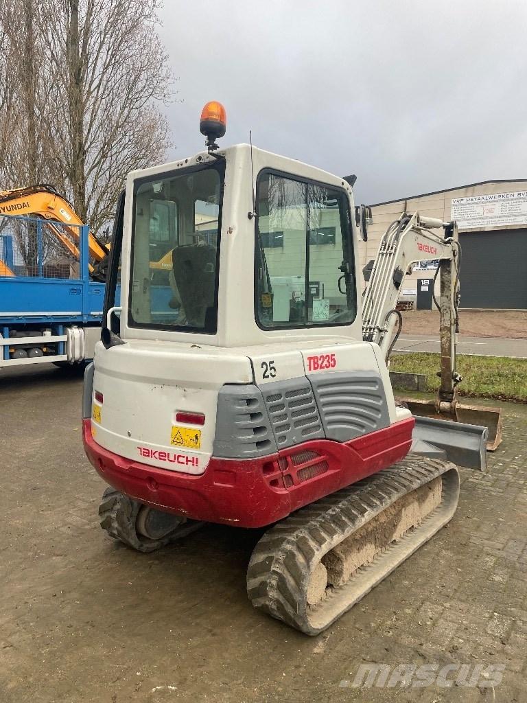 Takeuchi Tb235 Minigravemaskiner