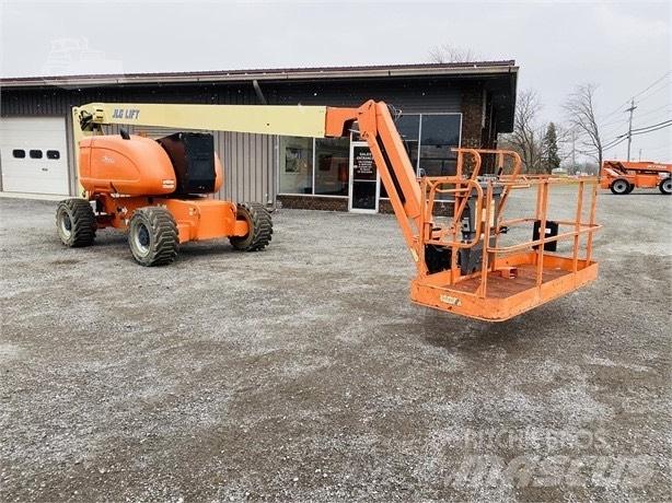 JLG 800 AJ Bomlifte med knækarm
