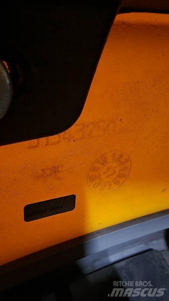 Jungheinrich EZS570 Trækkere