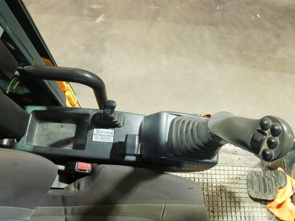 Hyundai R 160 W-9A Gravemaskiner på hjul