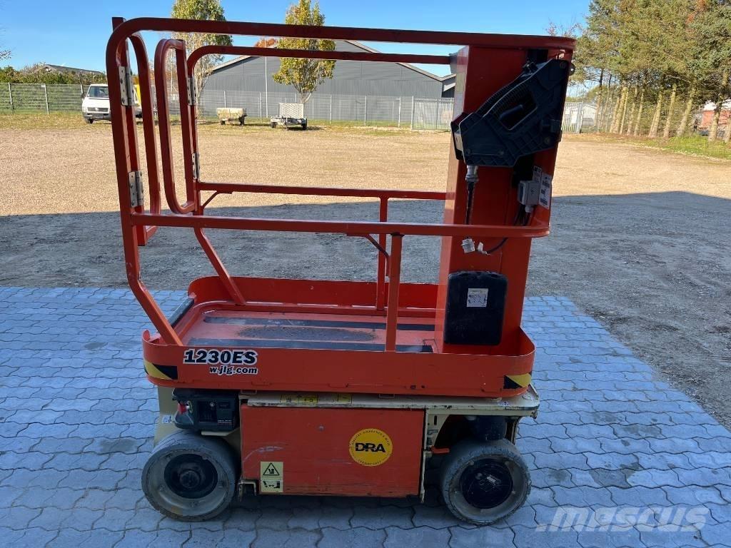 JLG 1230 ES Søjlelifte