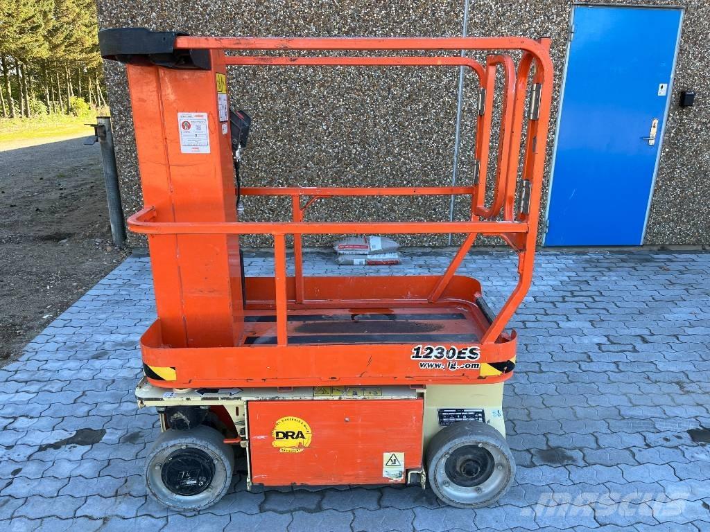 JLG 1230 ES Søjlelifte