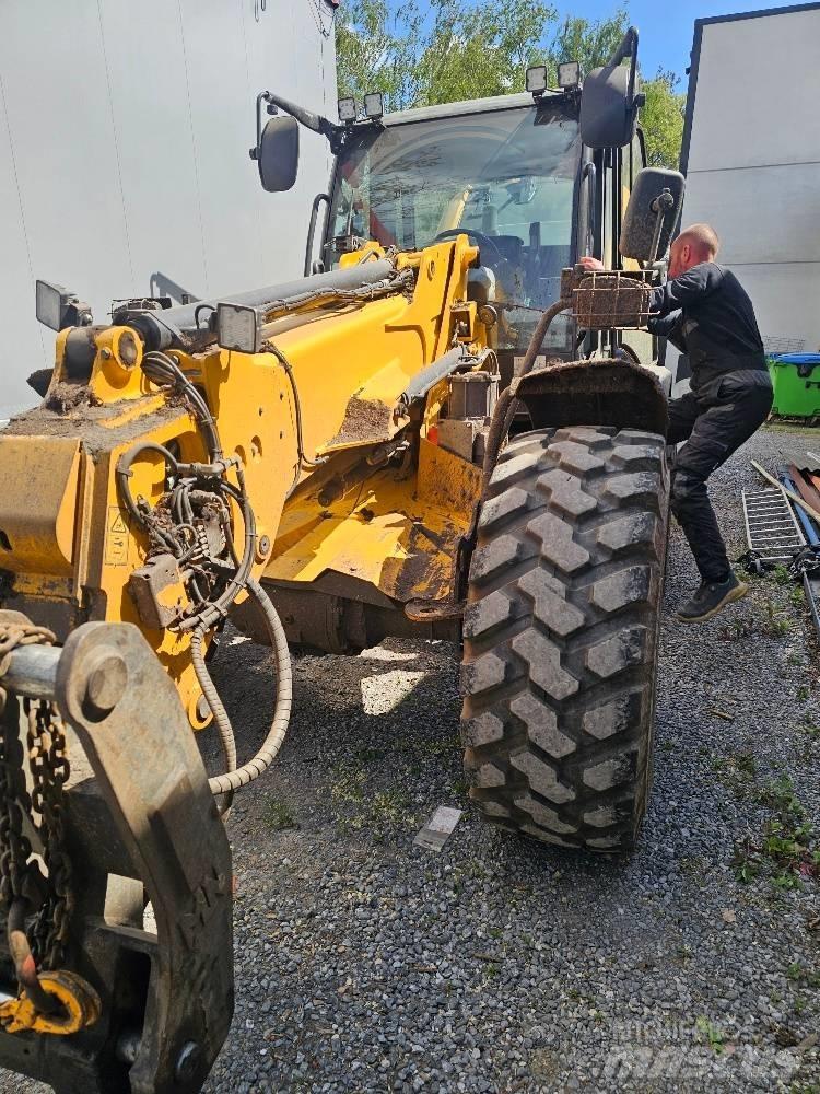 JCB TM 320 S Teleskoplæssere til landbrug