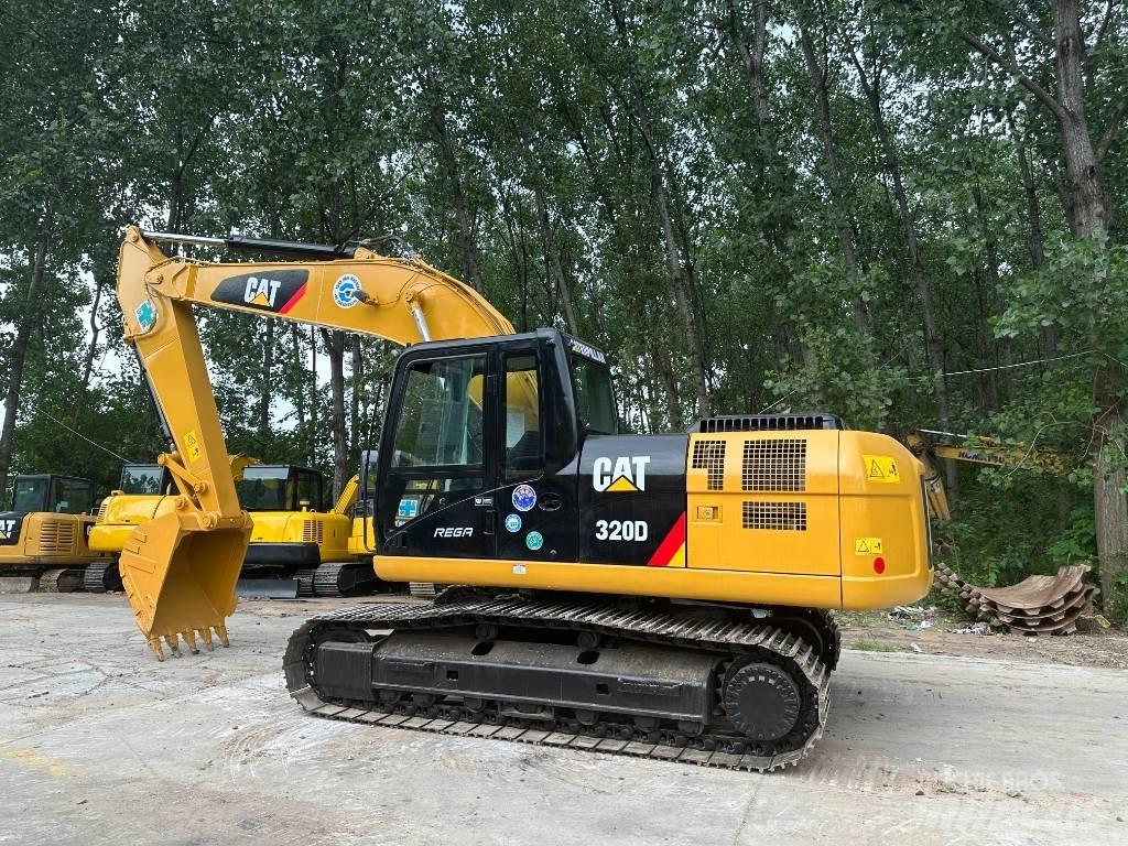 CAT 320D Gravemaskiner på larvebånd