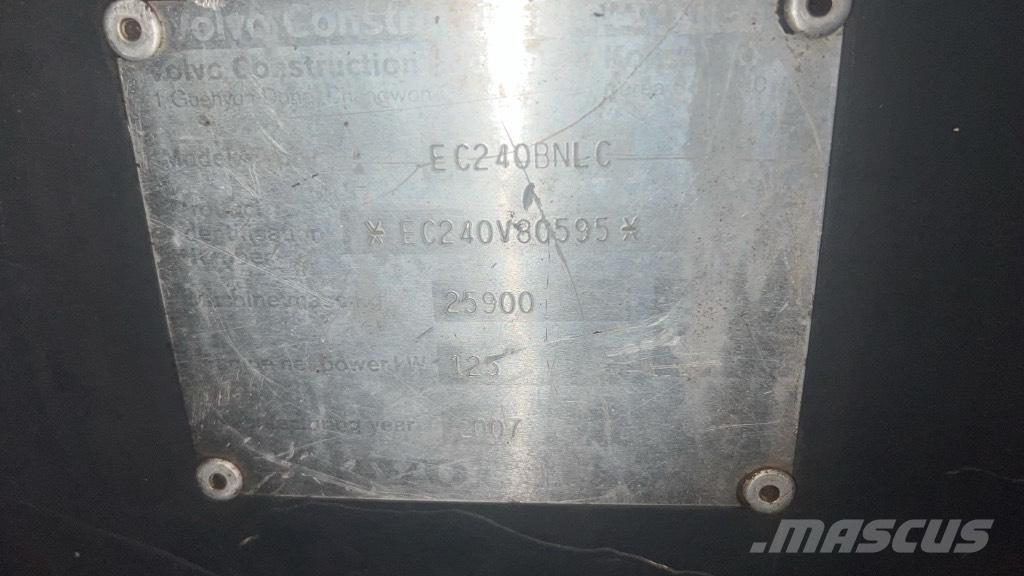 Volvo EC 240 B N LC Radiatorer