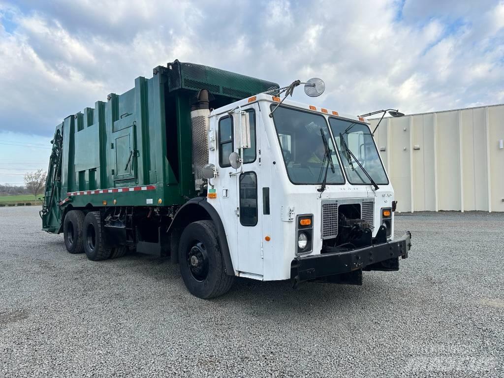 Mack LE613 Renovationslastbiler