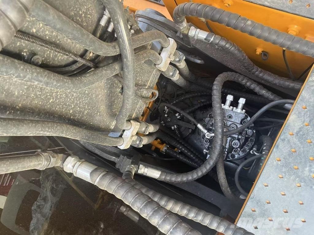 Hyundai 220LC-9S Gravemaskiner på larvebånd