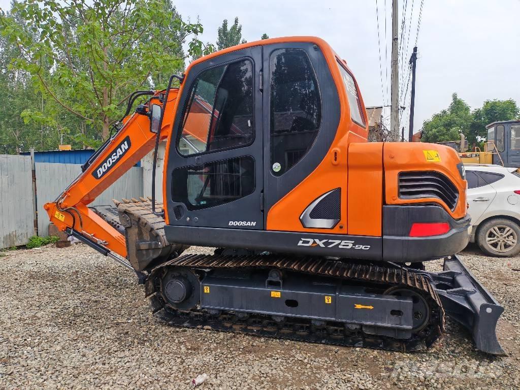 Doosan DX75-9C Midi-gravemaskiner 7t - 12t