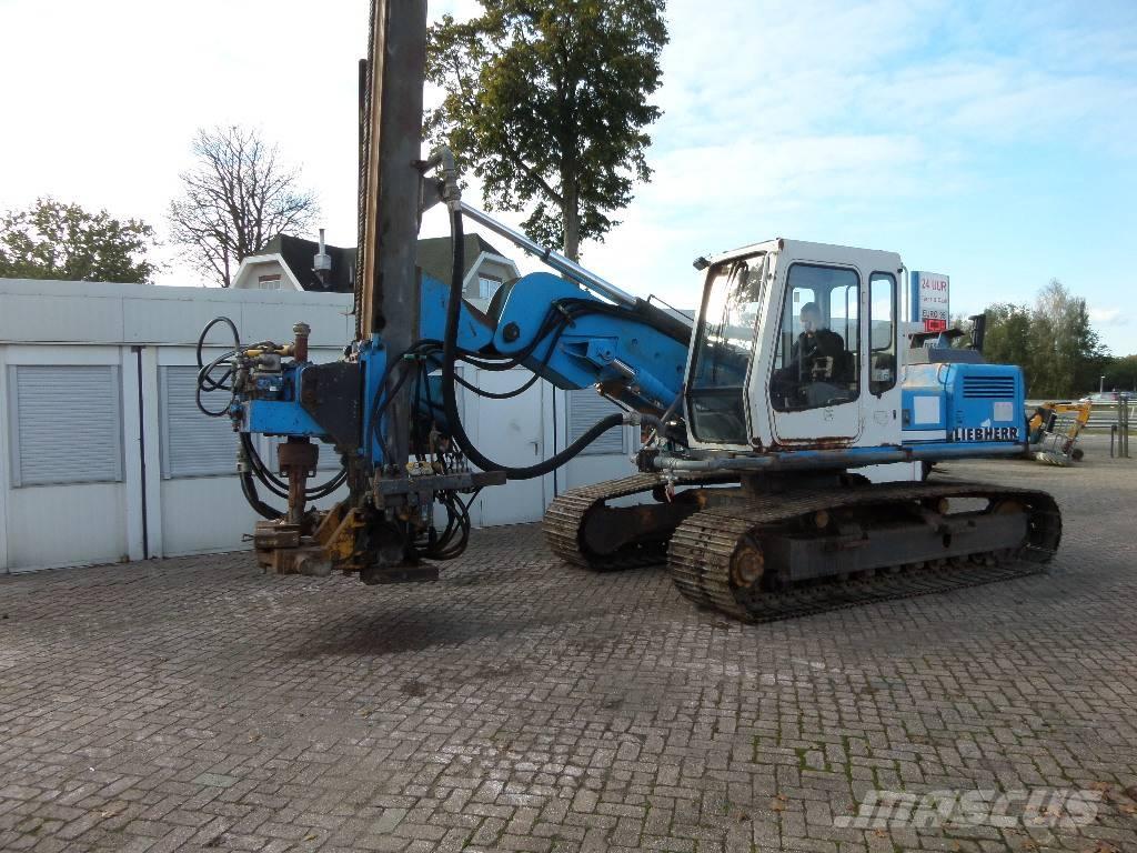 Liebherr R 902 Lastbilmonterede borerigge