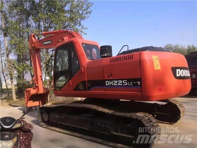 Doosan DH 225 LC-7 Gravemaskiner på larvebånd
