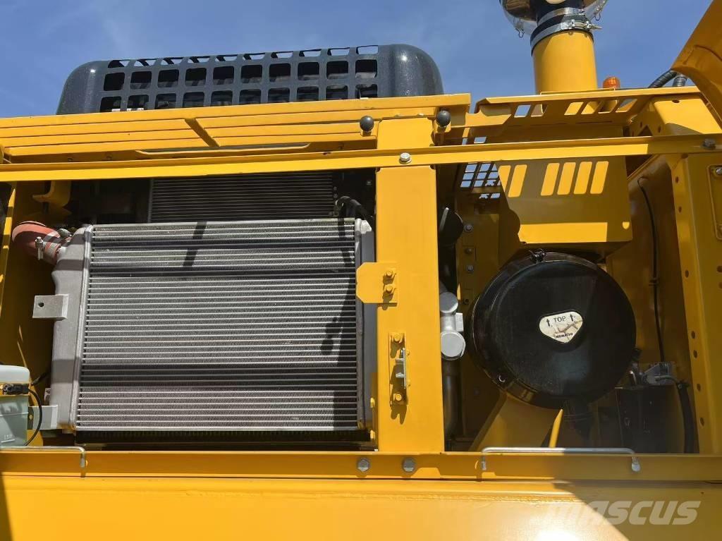 Komatsu PC 300 Gravemaskiner på larvebånd