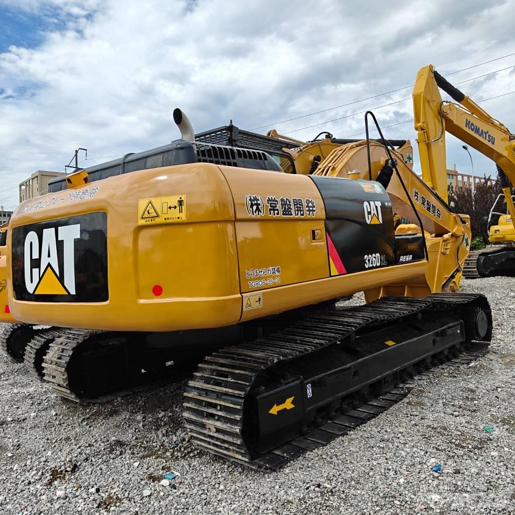 CAT 326D2 Gravemaskiner på larvebånd