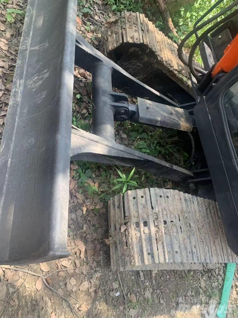 Hitachi ZX60 Gravemaskiner på larvebånd