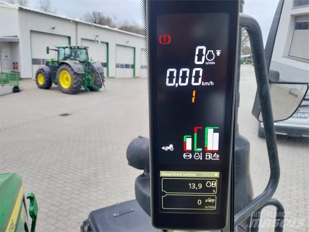 John Deere 6120M Traktorer
