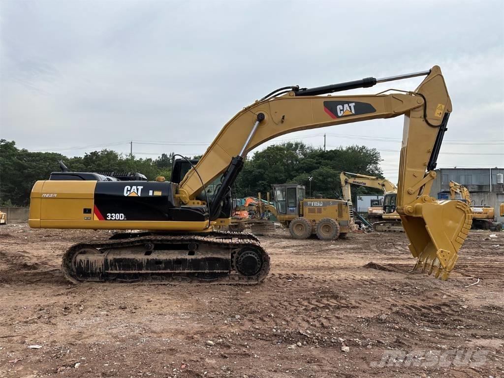 CAT 330 D L Gravemaskiner på larvebånd
