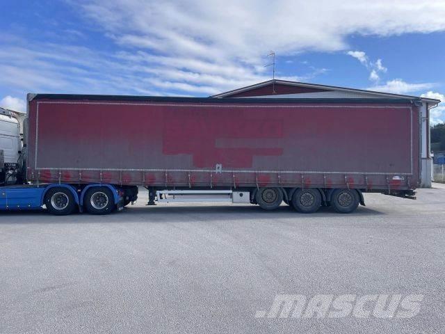 Schmitz Cargobull Semi-trailer med Gardinsider