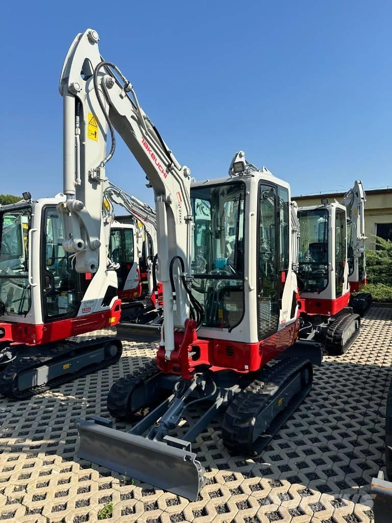 Takeuchi TB 225 V0 Minigravemaskiner