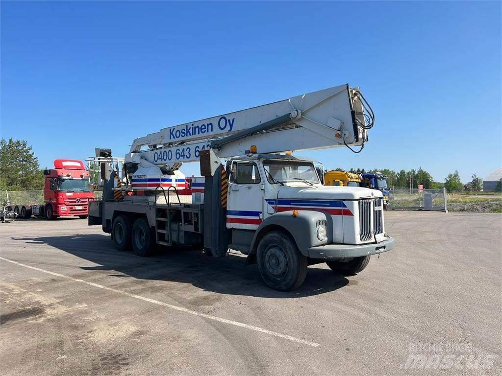 Scania 111 6X2 Lastbil med kran