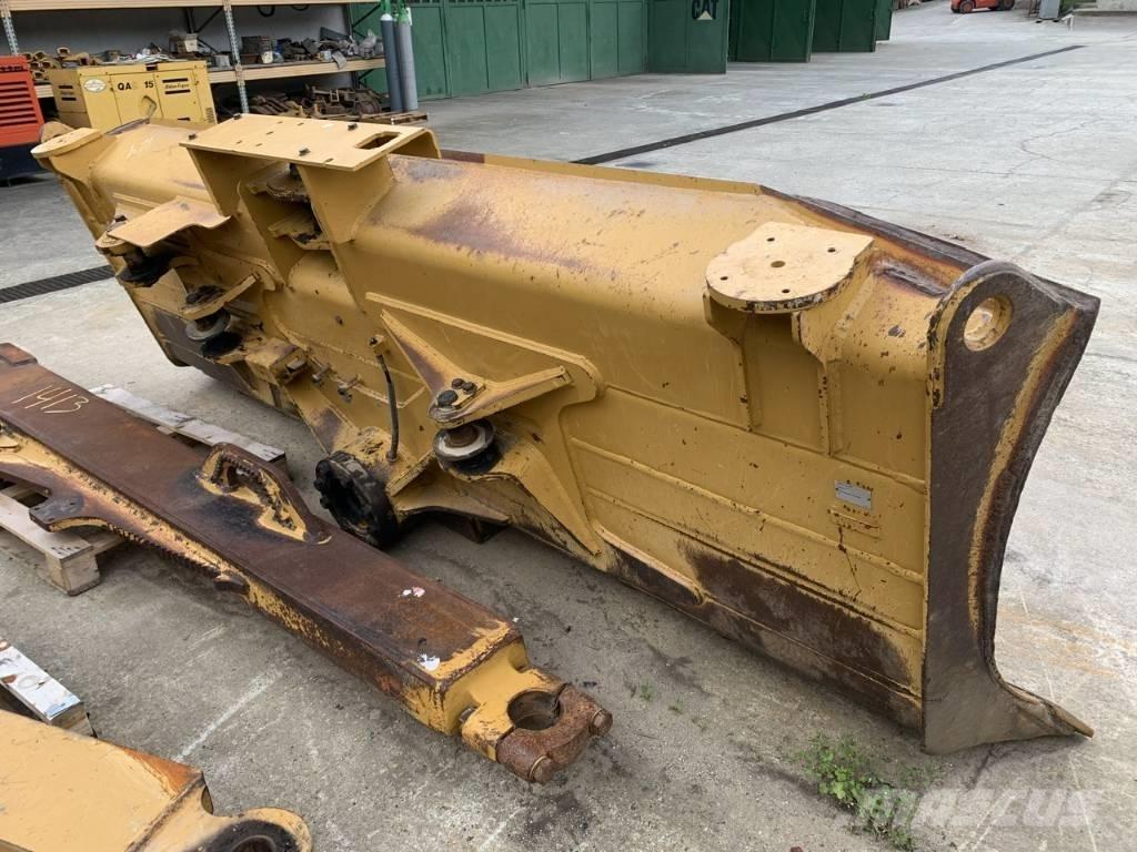 CAT D 6 T XLVP Bulldozer på larvebånd