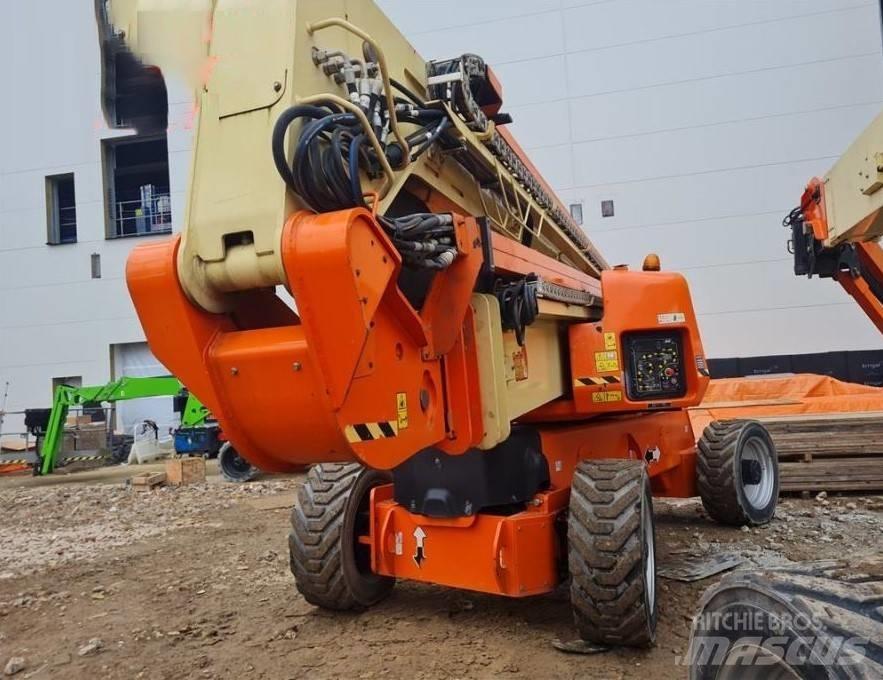 JLG 1250 AJP Bomlifte med knækarm
