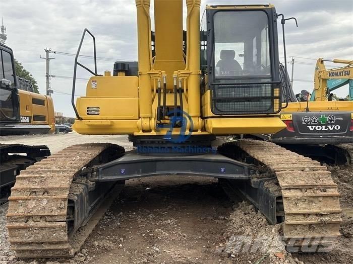 Komatsu PC450-8 Gravemaskiner på larvebånd