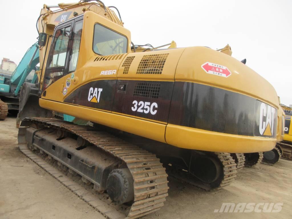 CAT 325C Gravemaskiner på larvebånd