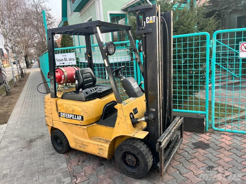 CAT GP 15 AC V-4100 LPG gaffeltrucks