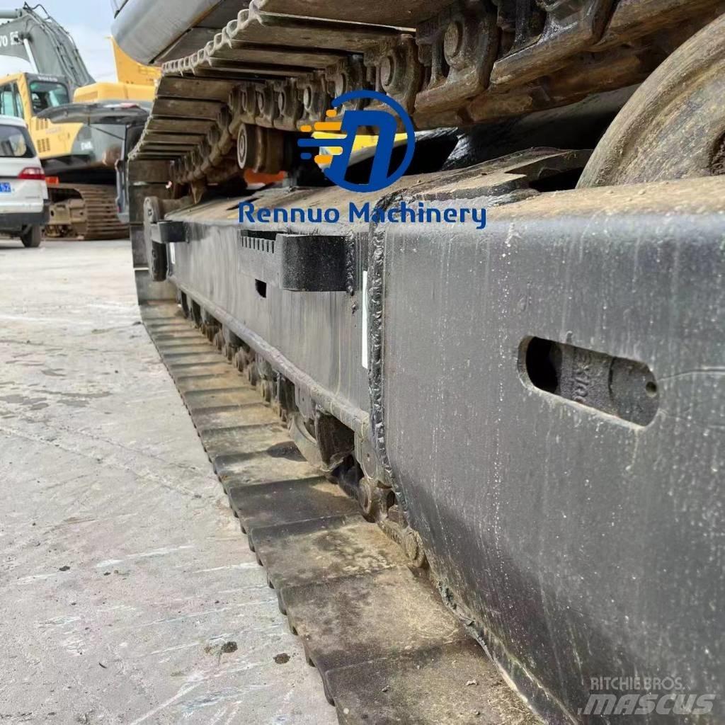 Hitachi EX 120 Gravemaskiner på larvebånd