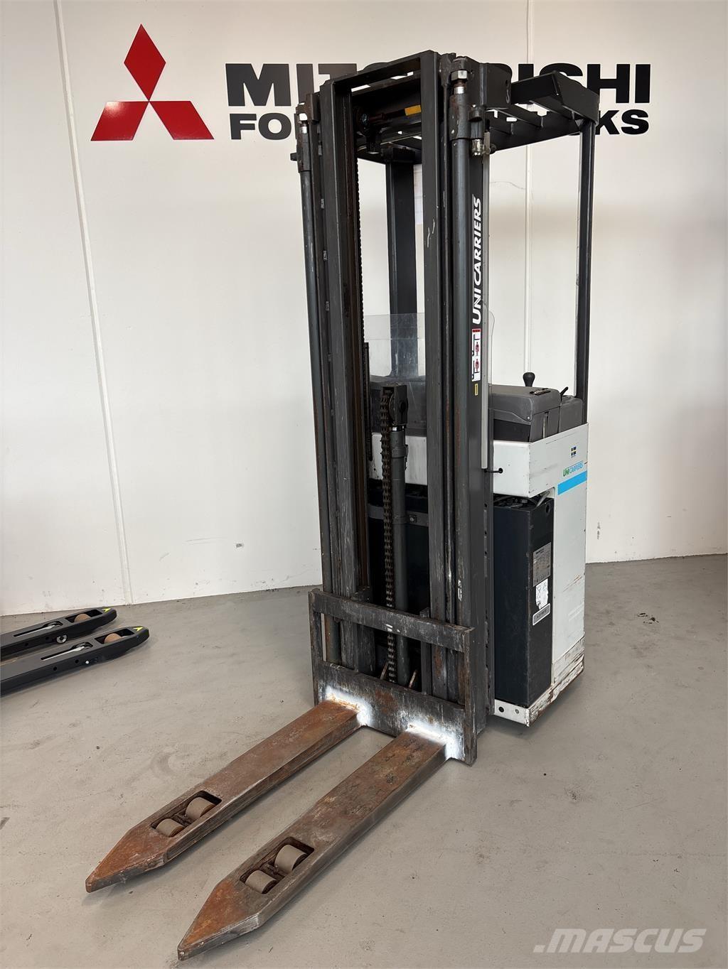 Atlet A160 Selvkørende stablere