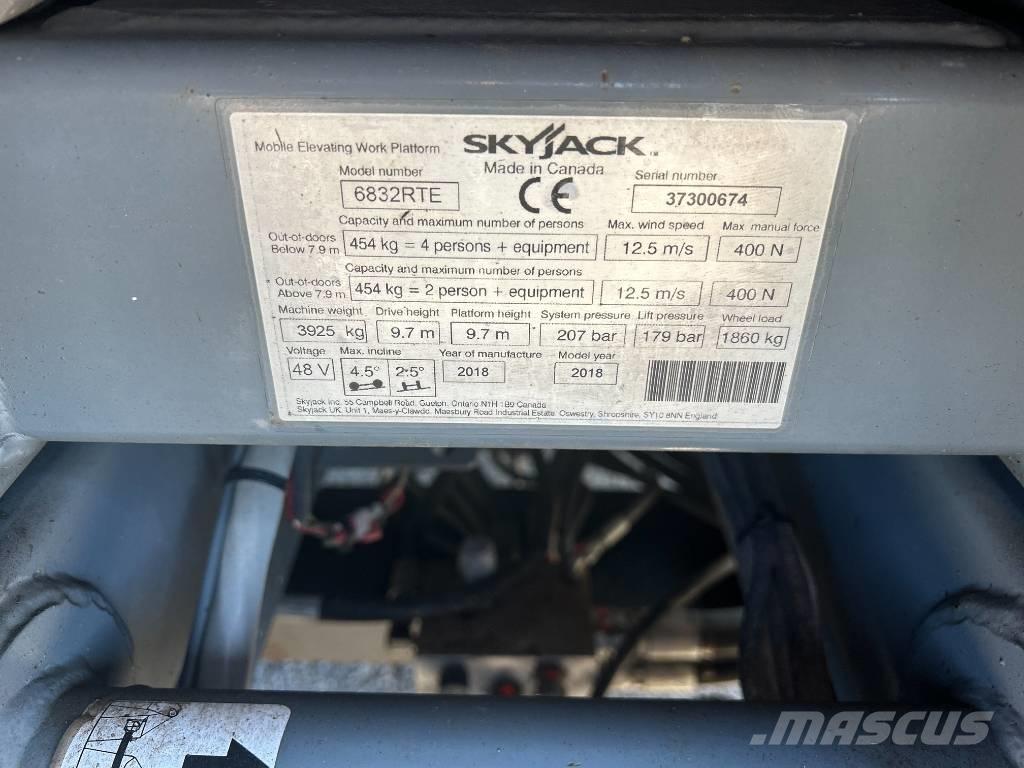 SkyJack SJ 6832 RTE Saxlifte