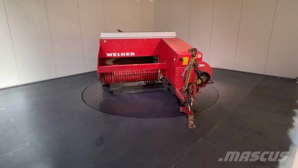Welger AP 730 Pressere til firkantede baller