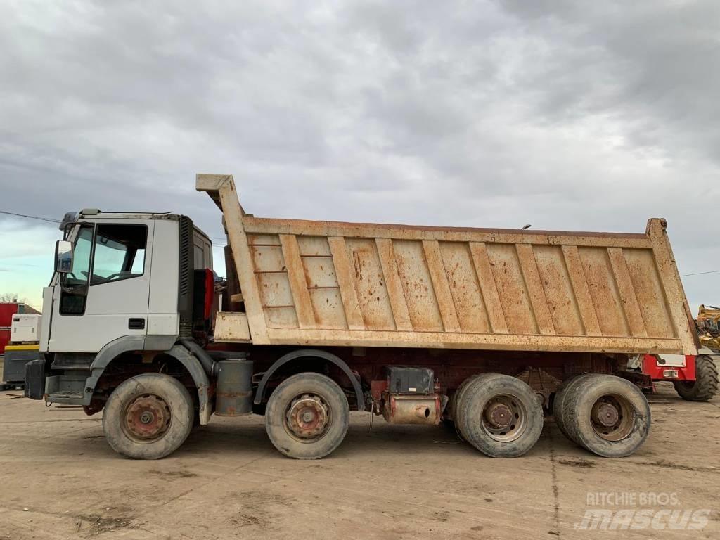 Iveco Eurotech Lastbiler med tip