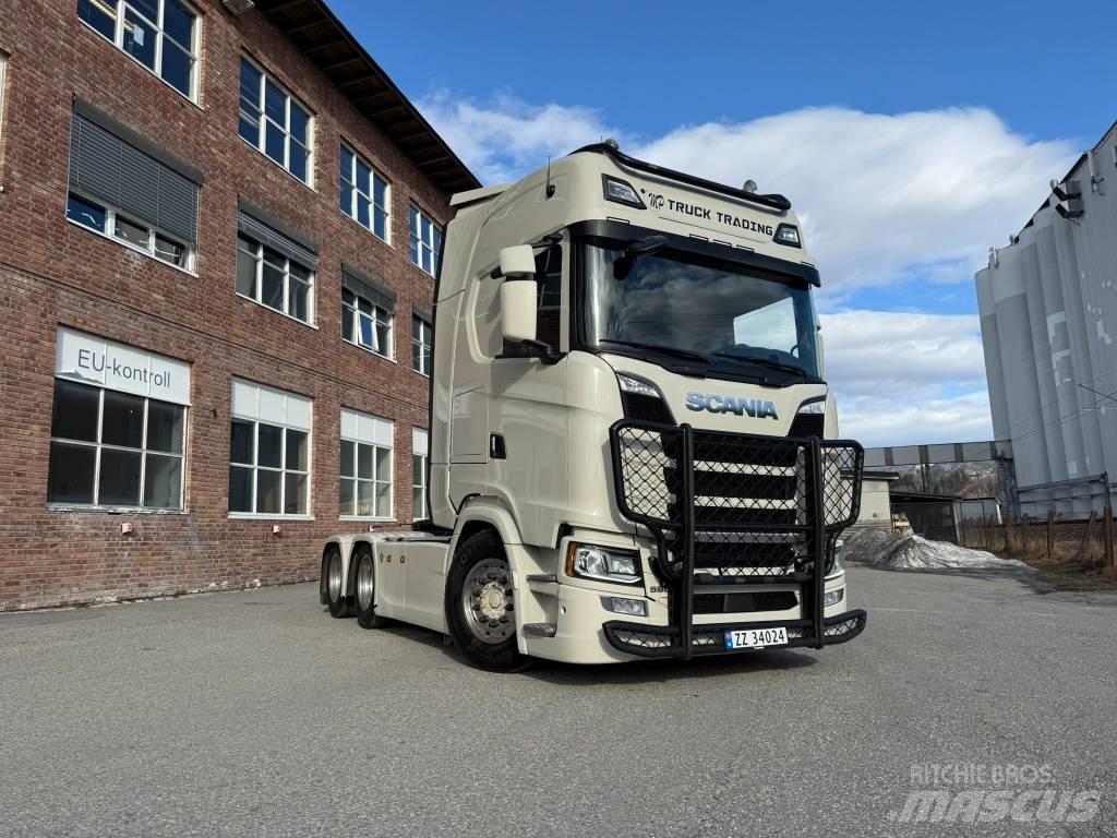 Scania S 590 Trækkere