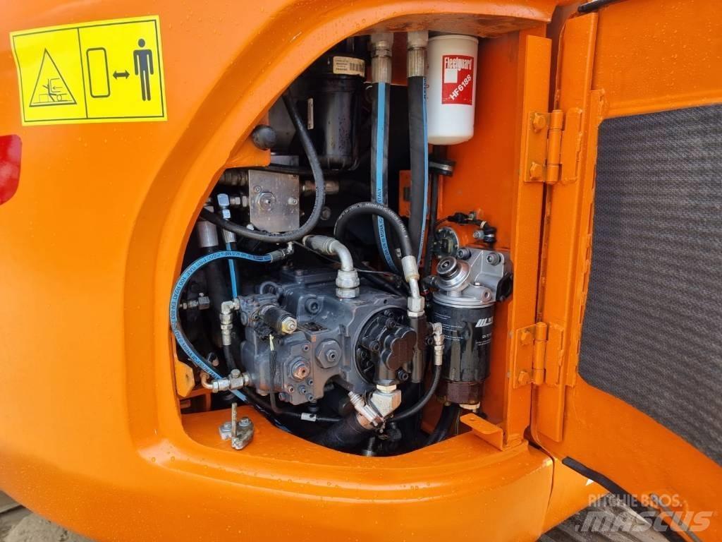 Doosan DX 140 LC-3 Gravemaskiner på larvebånd