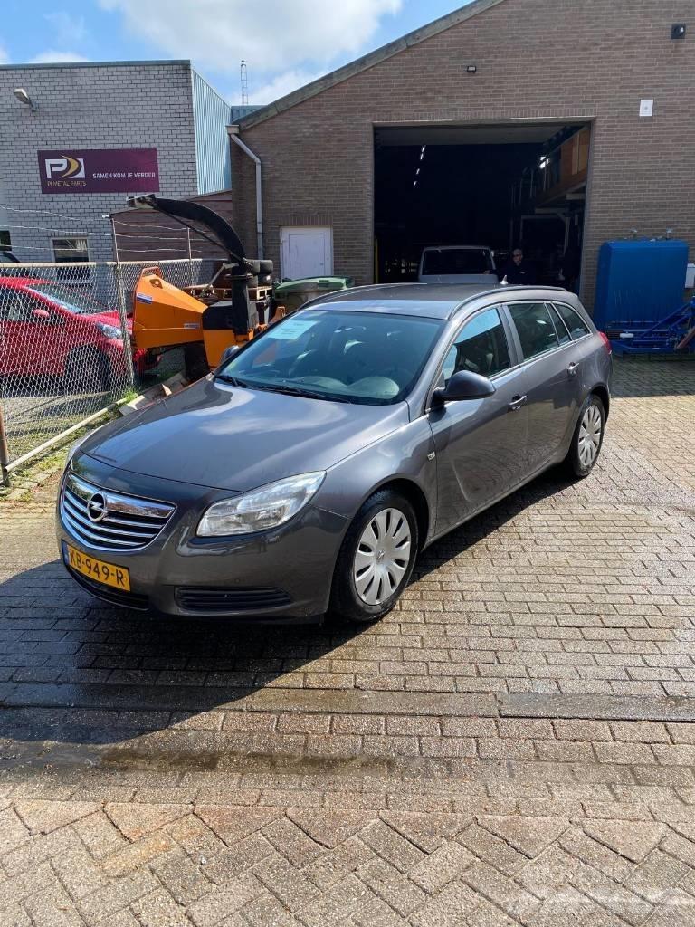 Opel Insignia Biler
