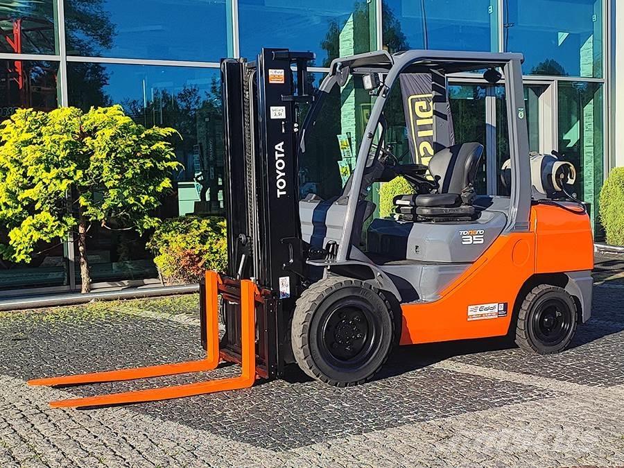 Toyota 02-8FGJF35 LPG gaffeltrucks