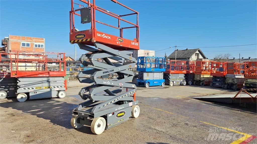 SkyJack SJIII3226 Saxlifte
