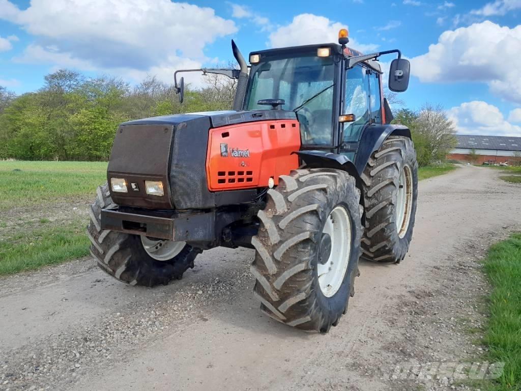 Valmet 8450 Mega Traktorer