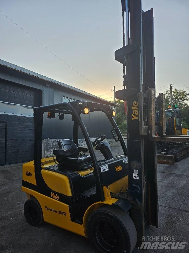 Yale 30 veracitor Reachtruck