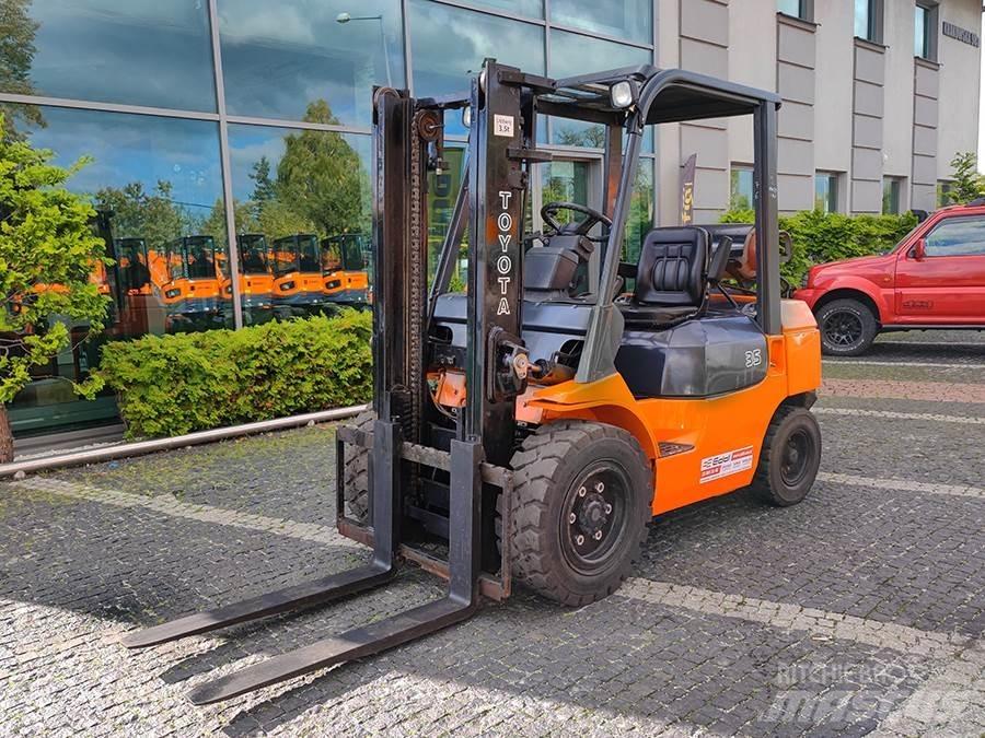 Toyota 7FG35 LPG gaffeltrucks