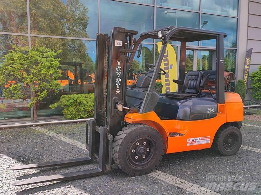 Toyota 7FG35 LPG gaffeltrucks