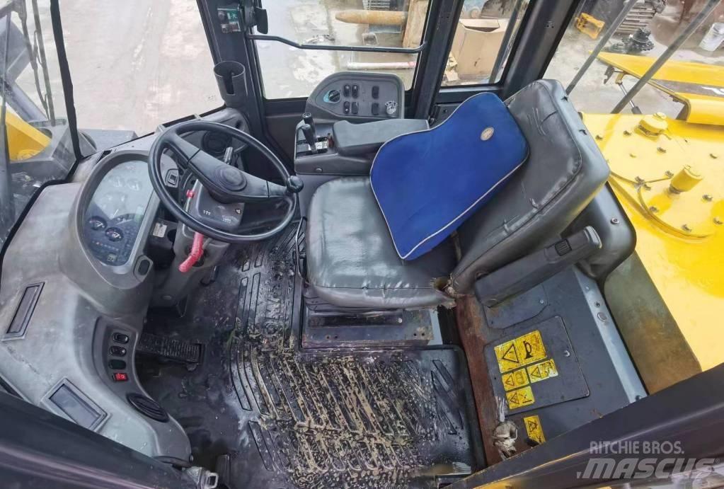 Komatsu WA 380 Læssemaskiner på hjul