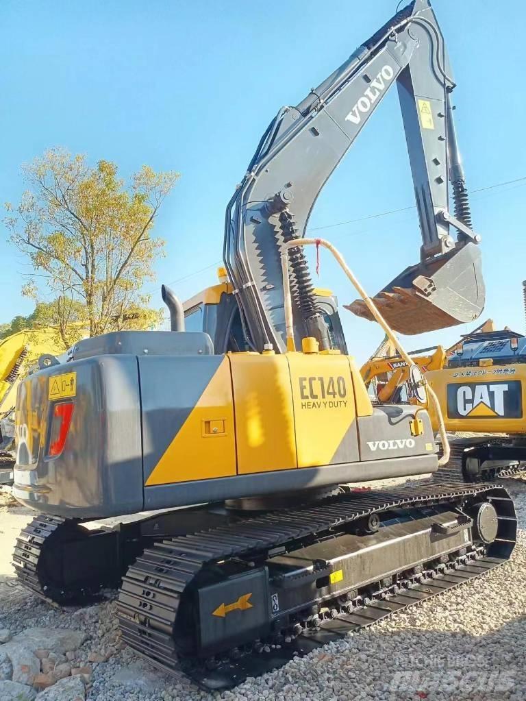 Volvo EC 140 Midi-gravemaskiner 7t - 12t